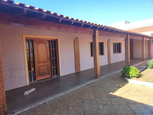 #27 - Casa para Venda em Araraquara - SP - 2